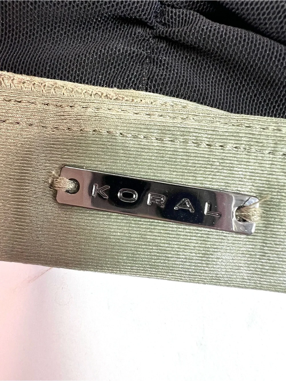 Koral Element Sports Bra Olive Green Size Small